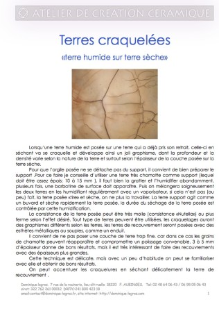 Terres_craquelle_es_terre_humide_sur_terre_se_che.jpg